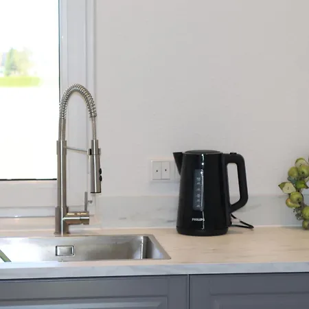 Emily Apartments, Moderne Ruhige Wohnung, Nur 4 Km Von Der A2 Apartamento